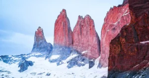 Featured image for 10 Must-See Chile Destinations for Solo Backpackers in 2025